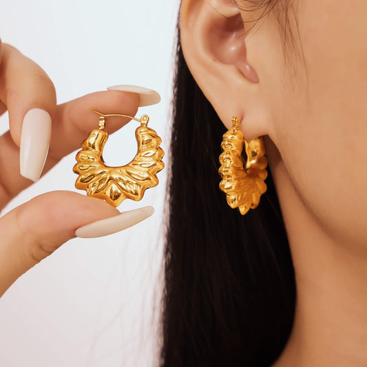 Bold Gold Flower Earrings - SazenIce