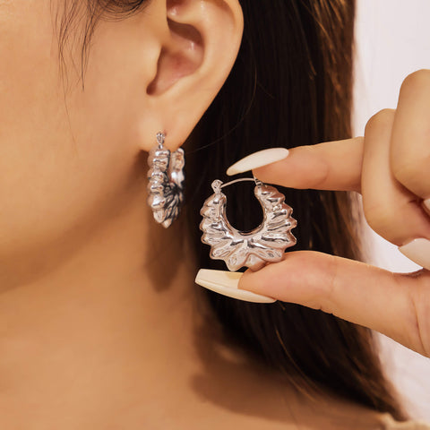 Bold Gold Flower Earrings - SazenIce
