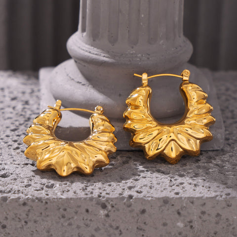 Bold Gold Flower Earrings - SazenIce
