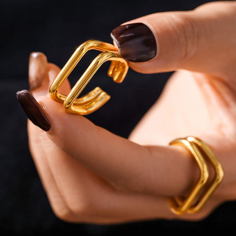 Double U-Shaped Open Ring - SazenIce