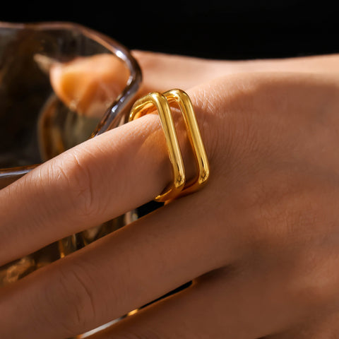 Double U-Shaped Open Ring - SazenIce