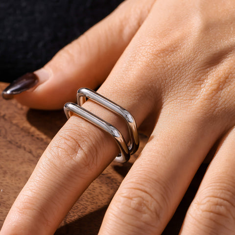 Double U-Shaped Open Ring - SazenIce