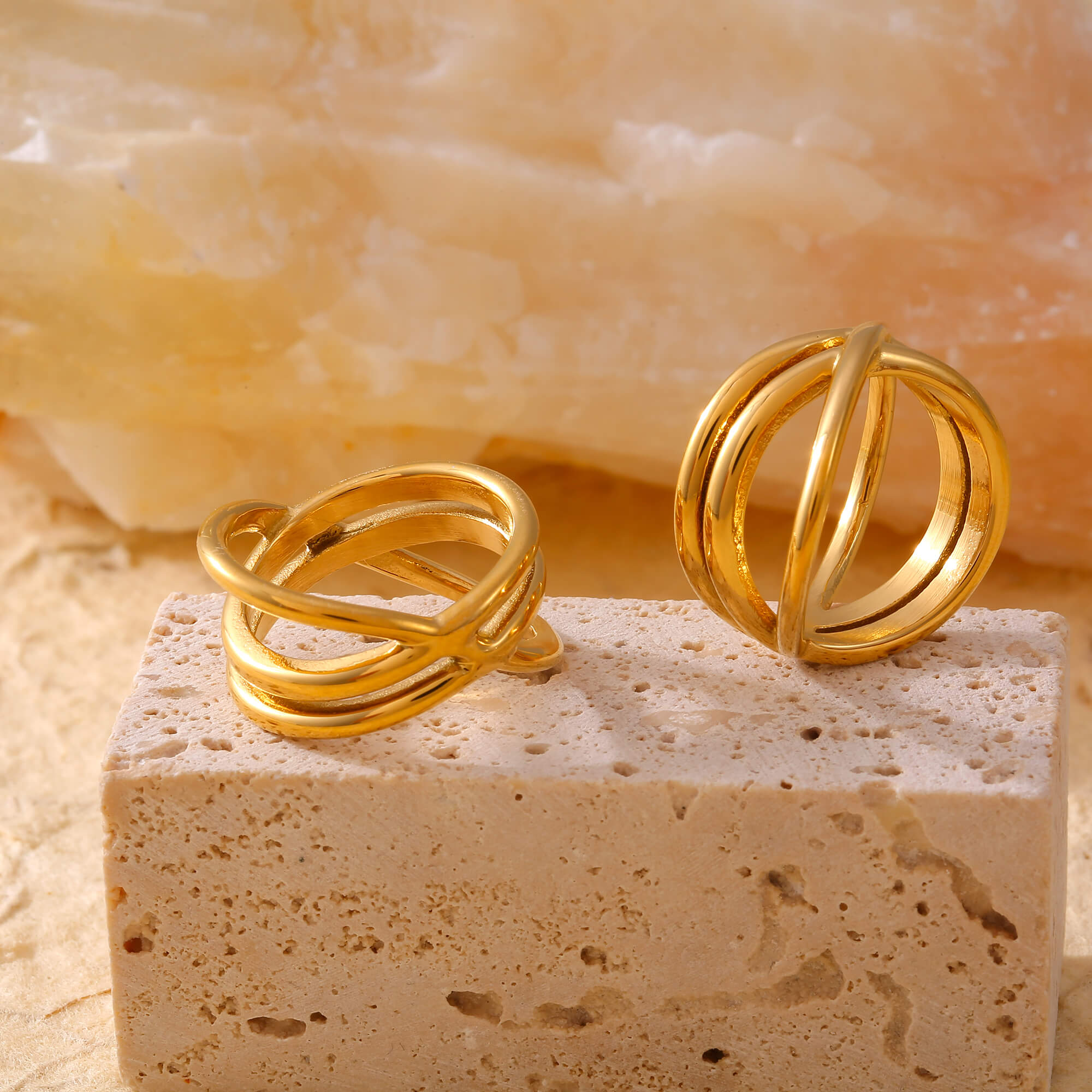 French Twisted Lines Ring - SazenIce
