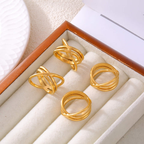 French Twisted Lines Ring - SazenIce