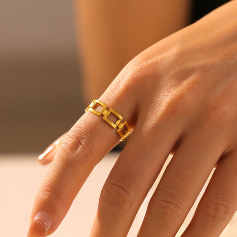 Geometric Square Link Band Ring - SazenIce