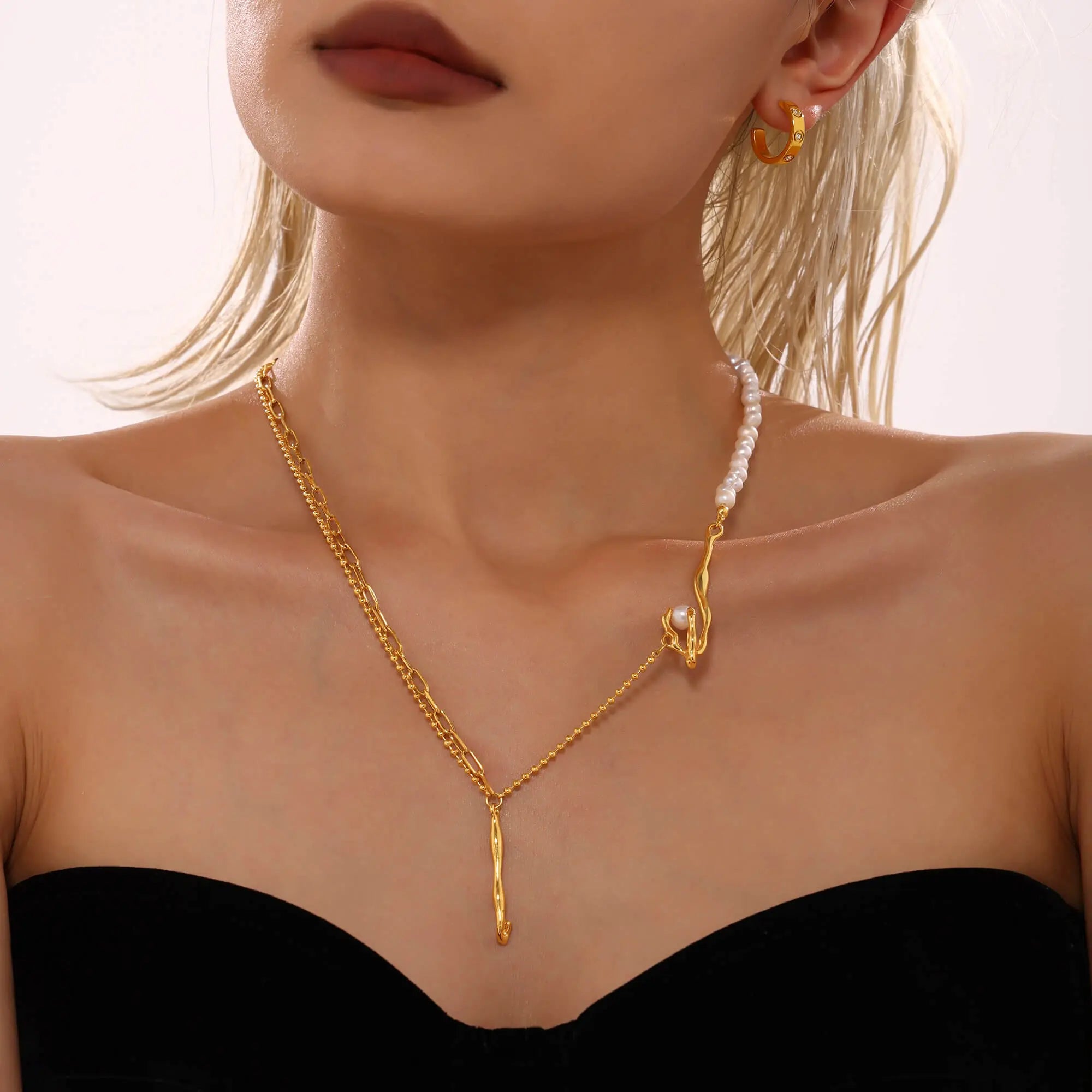 Gold Branch Motif Freshwater Pearl Pendant - SazenIce
