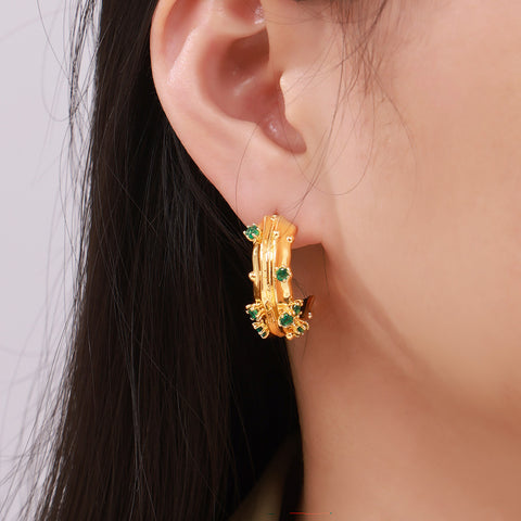 Green Glass Studded Gold Earrings - SazenIce