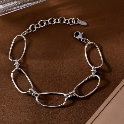 Hollow Oval Bracelet - SazenIce