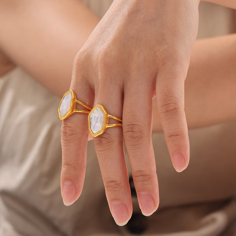 Spiked Star Cross Ring - SazenIce