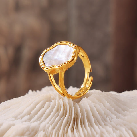 Spiked Star Cross Ring - SazenIce
