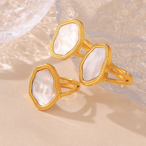Spiked Star Cross Ring - SazenIce