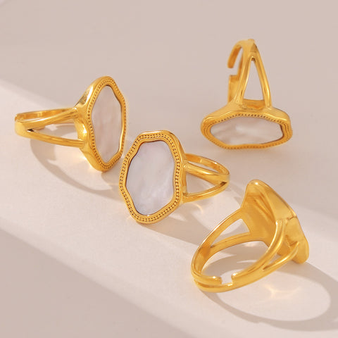 Spiked Star Cross Ring - SazenIce
