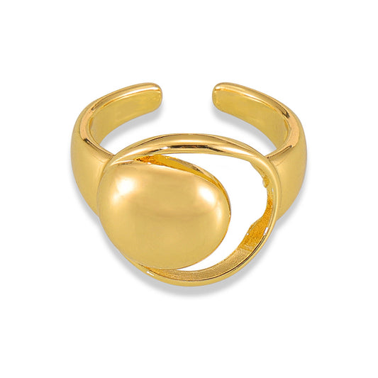 Luna Geometric Crescent Ring - SazenIce