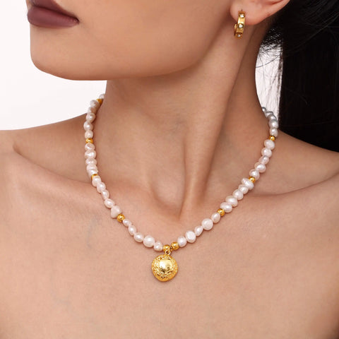 Minimalist Freshwater Pearl Gold Pendant - SazenIce