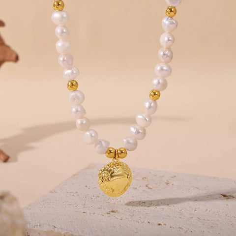 Minimalist Freshwater Pearl Gold Pendant - SazenIce