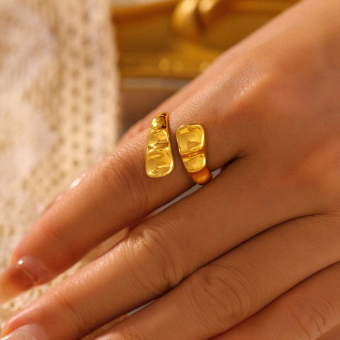 Molten Rock-Inspired Irregular Open Ring - SazenIce
