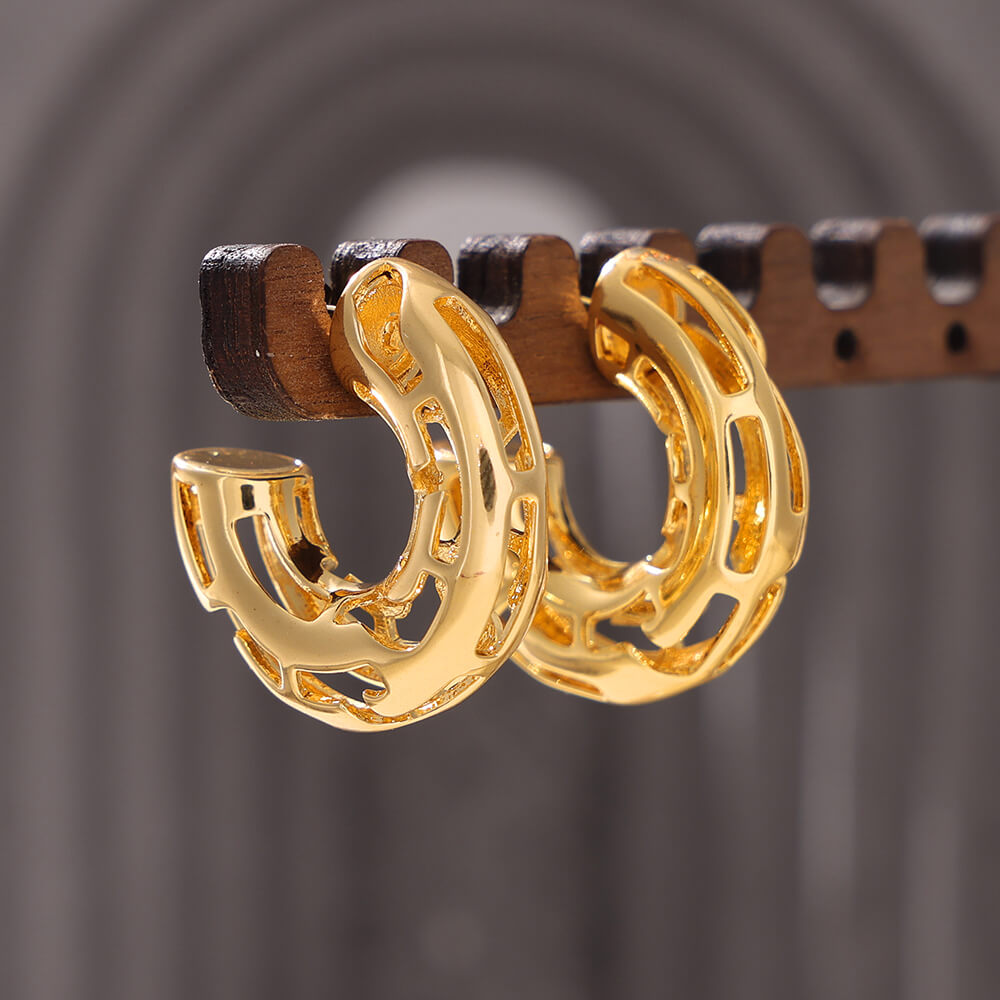 Ocean Path Earrings - SazenIce