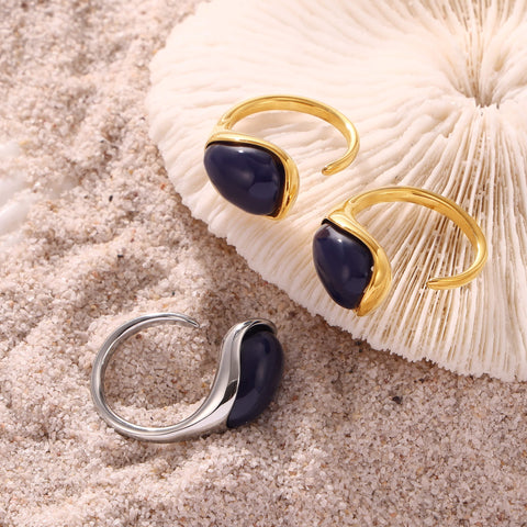 Onyx Oval Ring - SazenIce