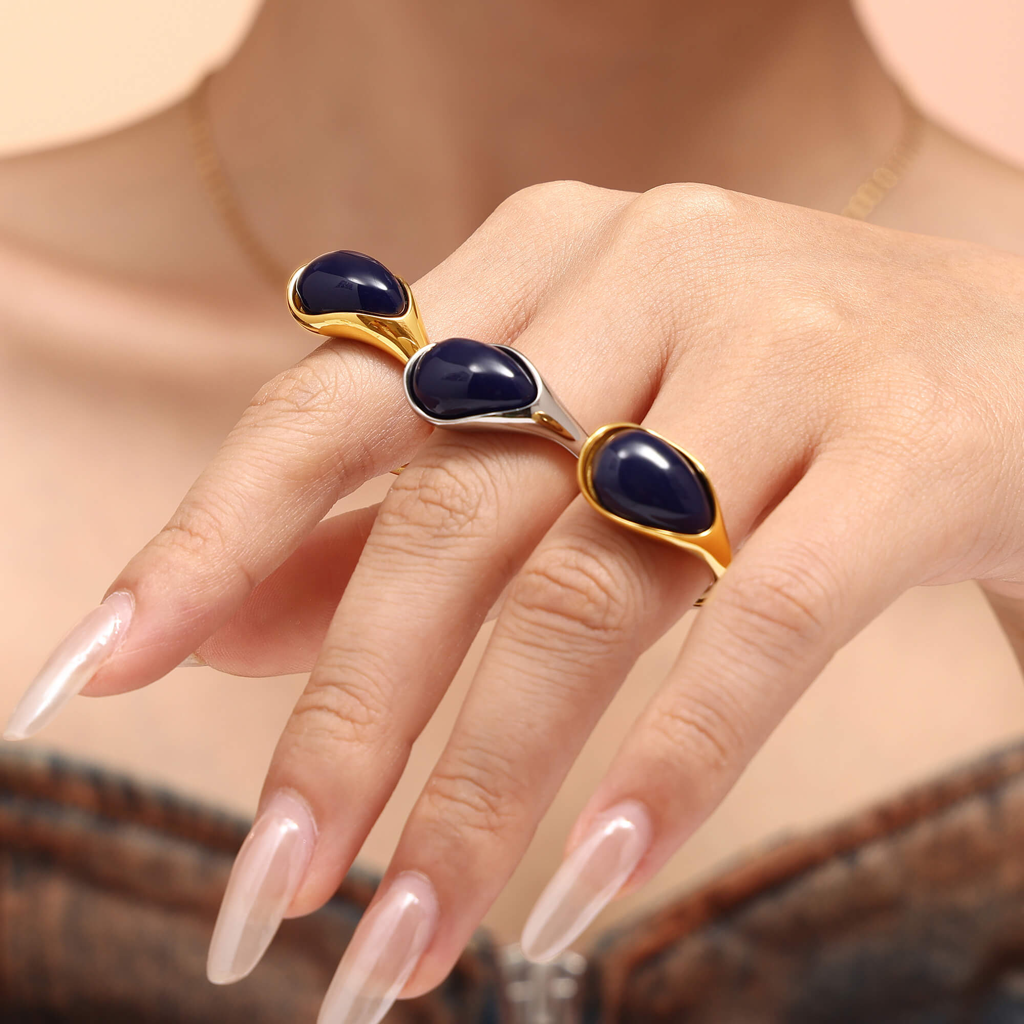 Onyx Oval Ring - SazenIce