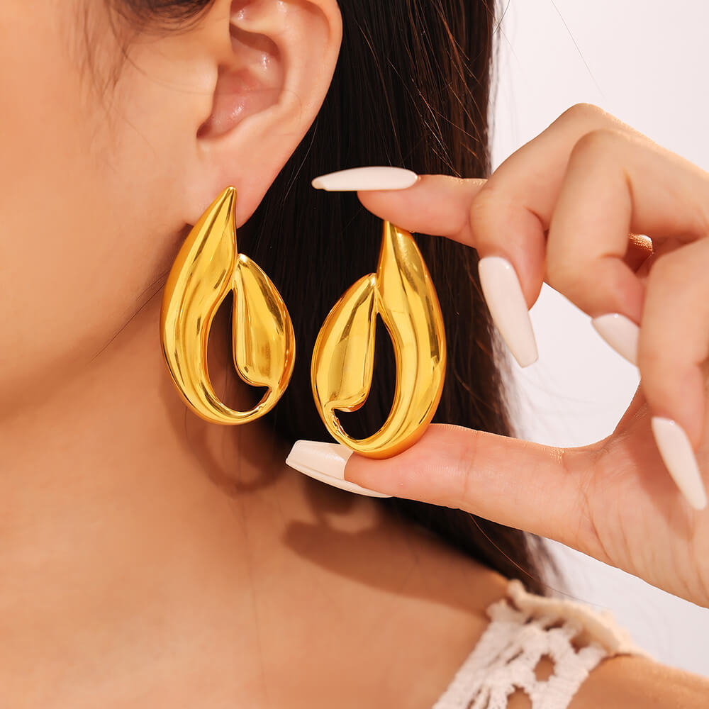 Pulse Leaf Earrings - SazenIce