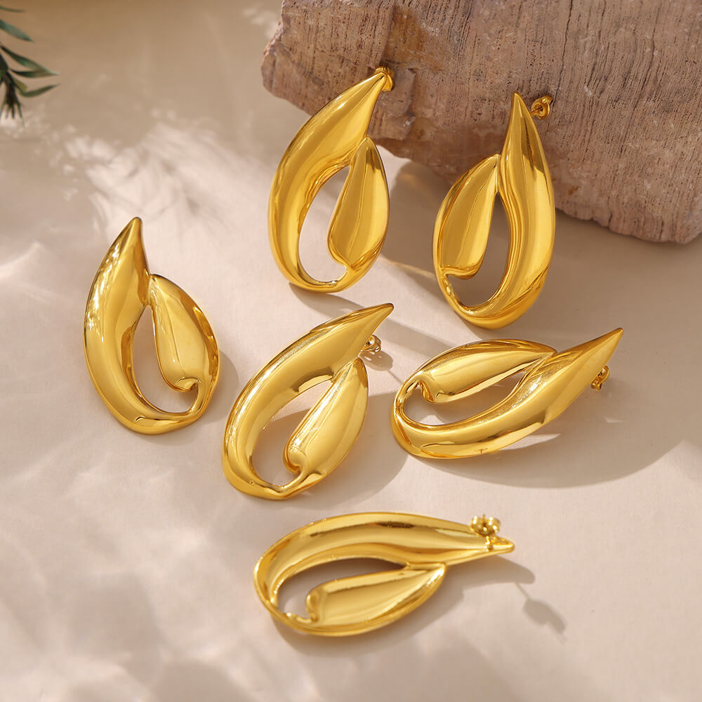 Pulse Leaf Earrings - SazenIce