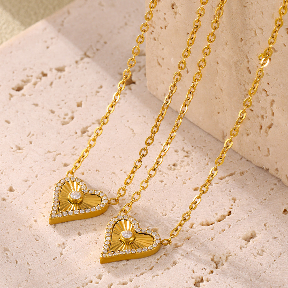 Radiant Heart Necklace & Bracelet Set - SazenIce