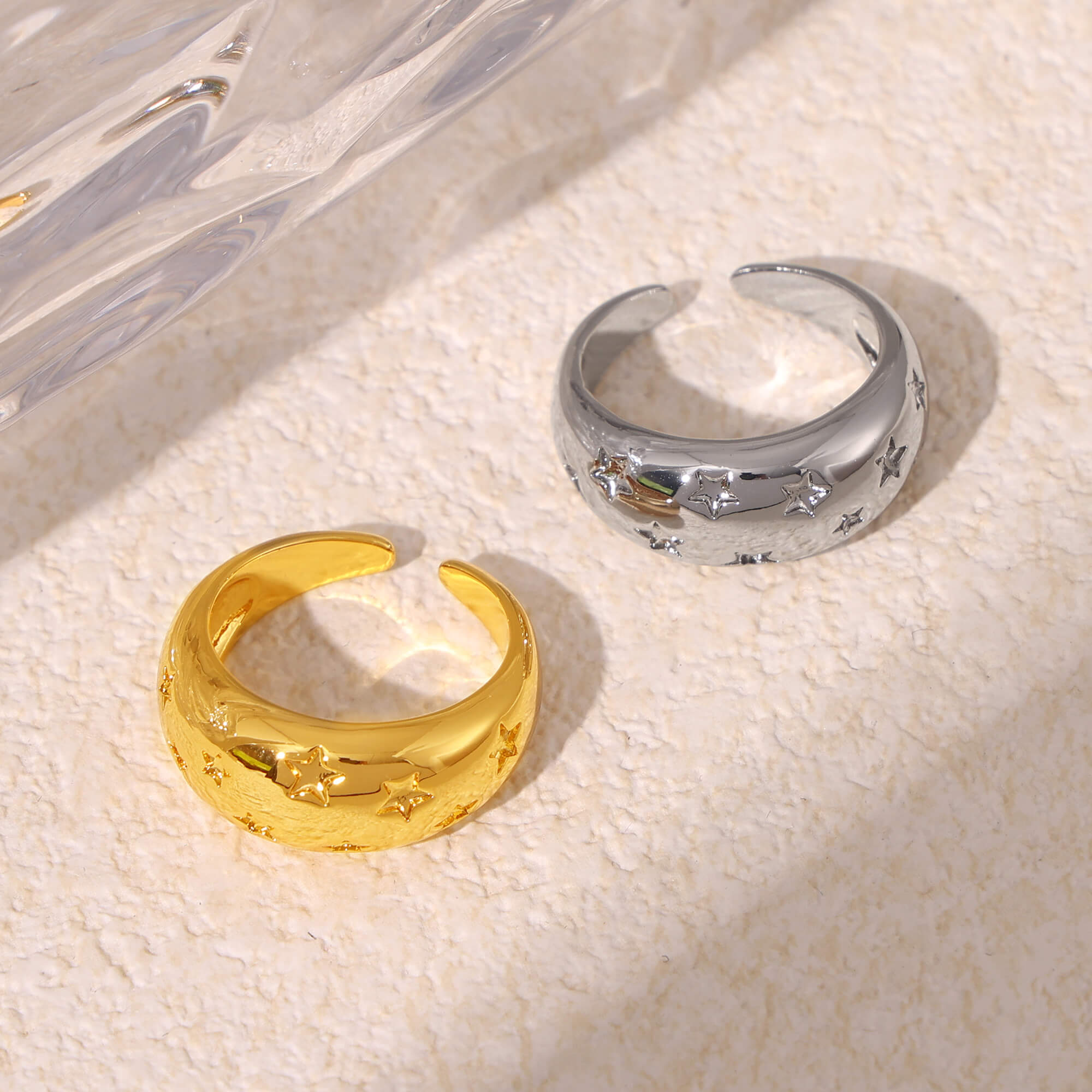 Retro Star Embossed Wide Band Open Ring - SazenIce