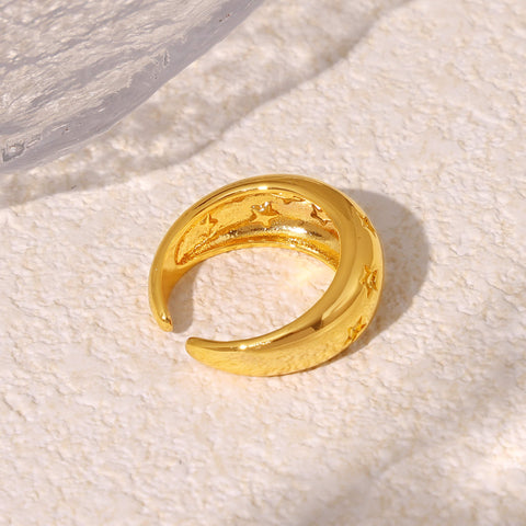 Retro Star Embossed Wide Band Open Ring - SazenIce