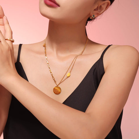 Sovereign’s Gold Medallion Layered Necklace - SazenIce