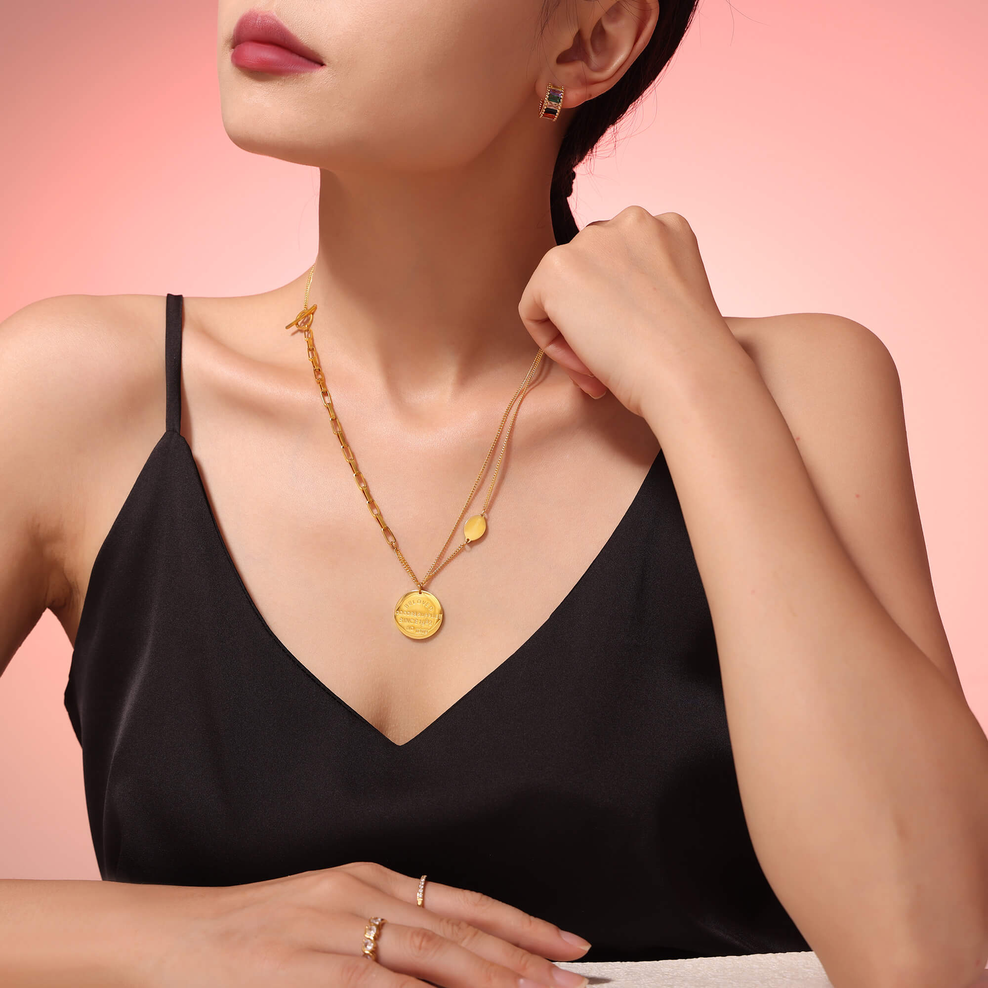 Sovereign’s Gold Medallion Layered Necklace - SazenIce