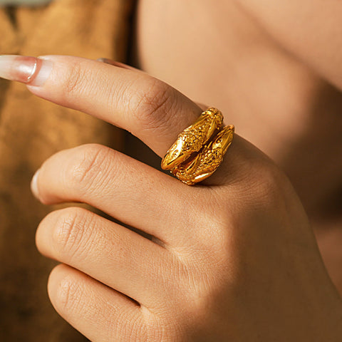 Textured Carved Wrap Ring - SazenIce