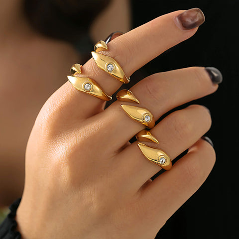 Viper Diamond Accent Ring - SazenIce