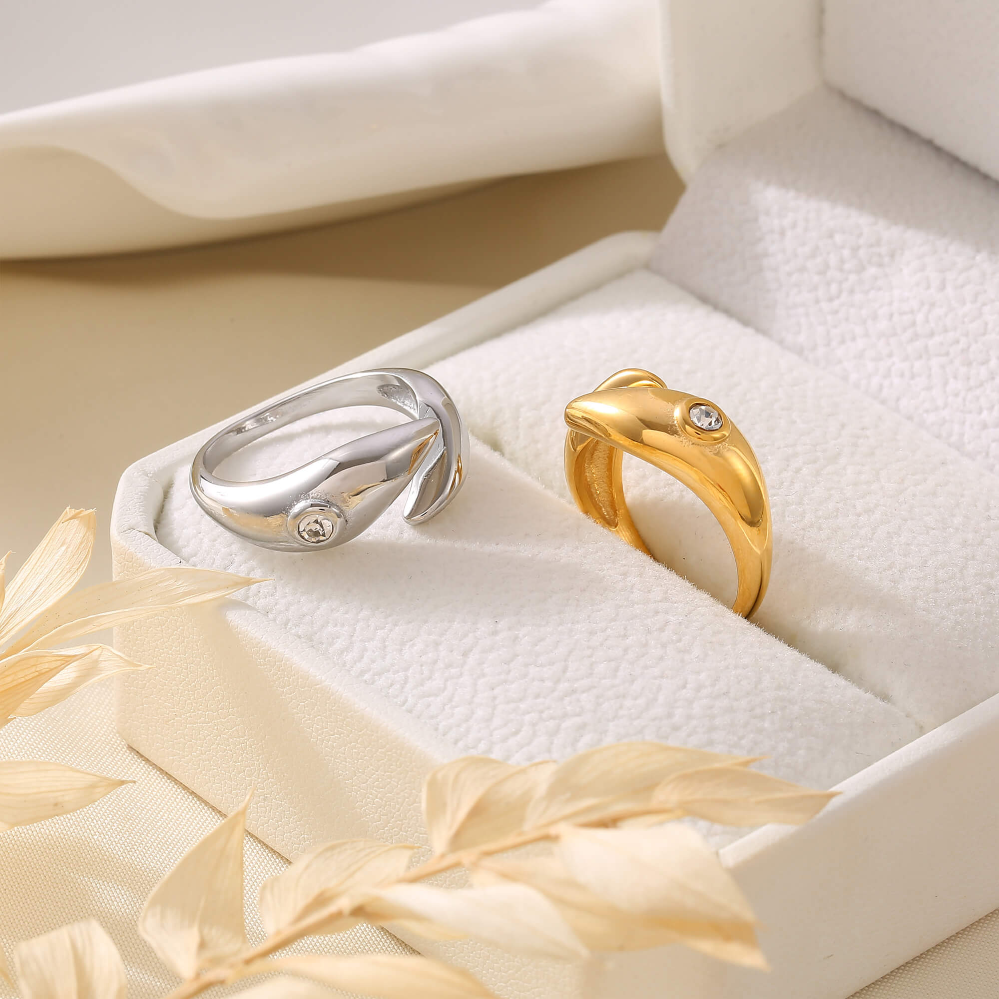 Viper Diamond Accent Ring - SazenIce