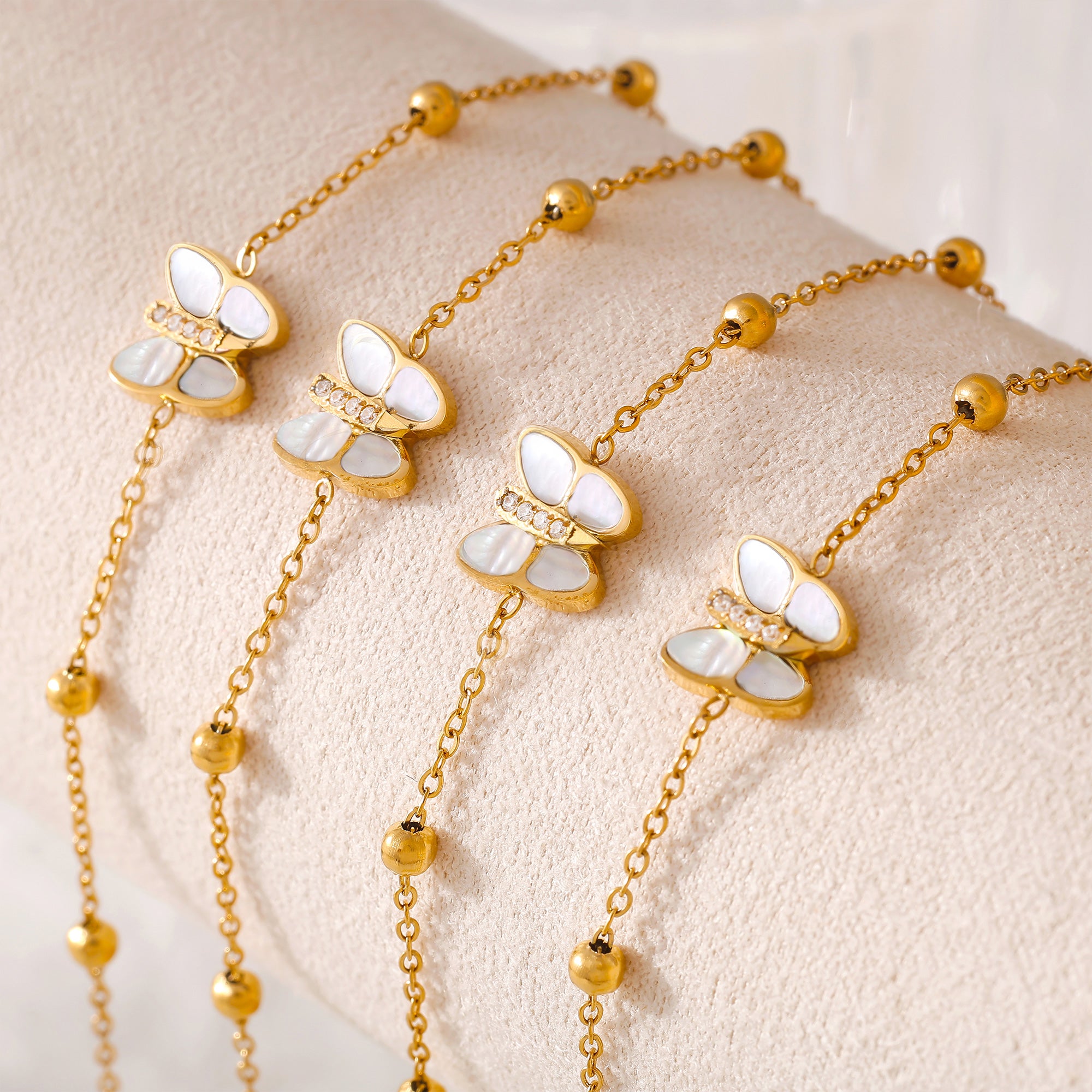 Whispering Butterfly Bracelet - SazenIce